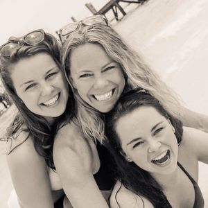 Meet your Posher, Kendra